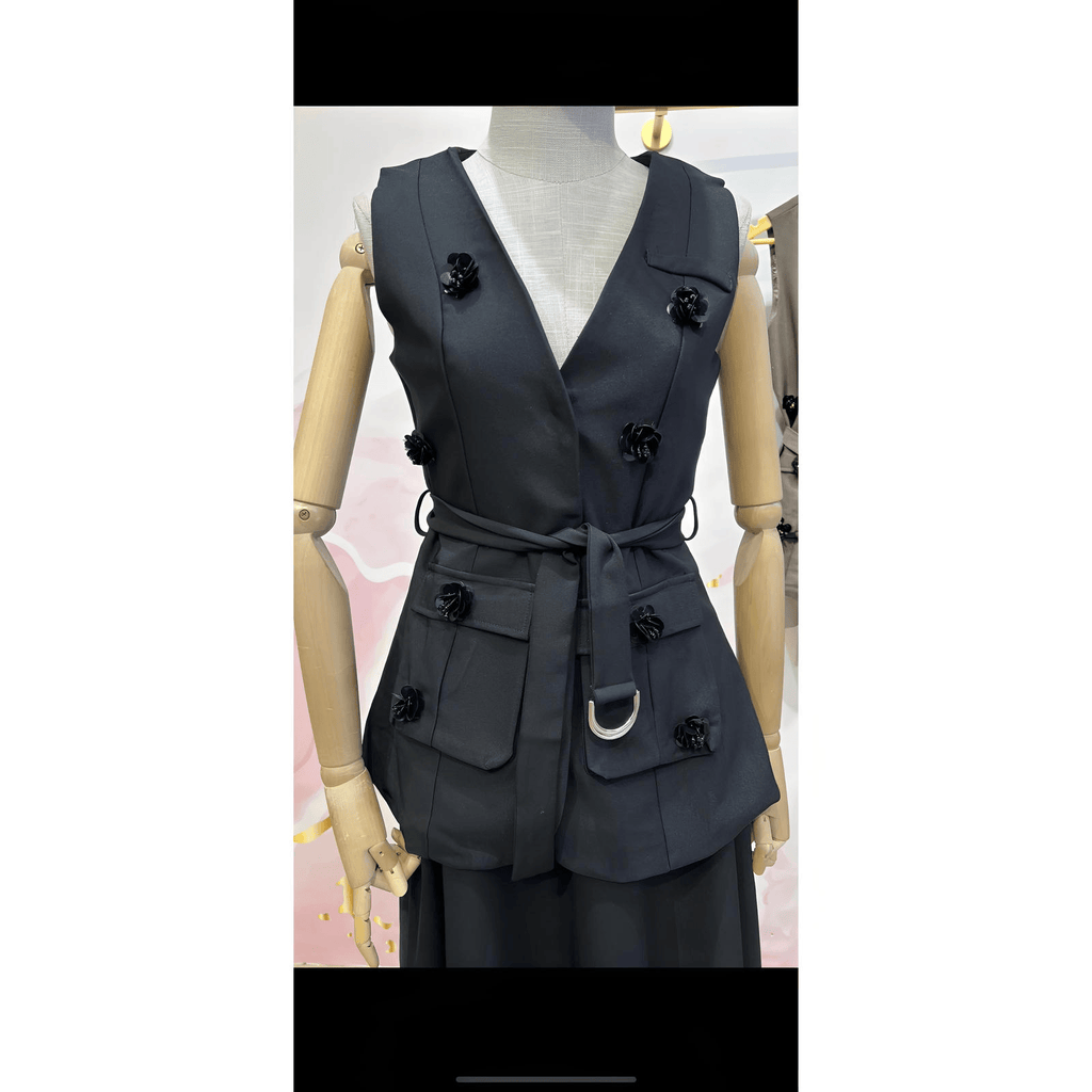 Gilet à détails brodés élégants