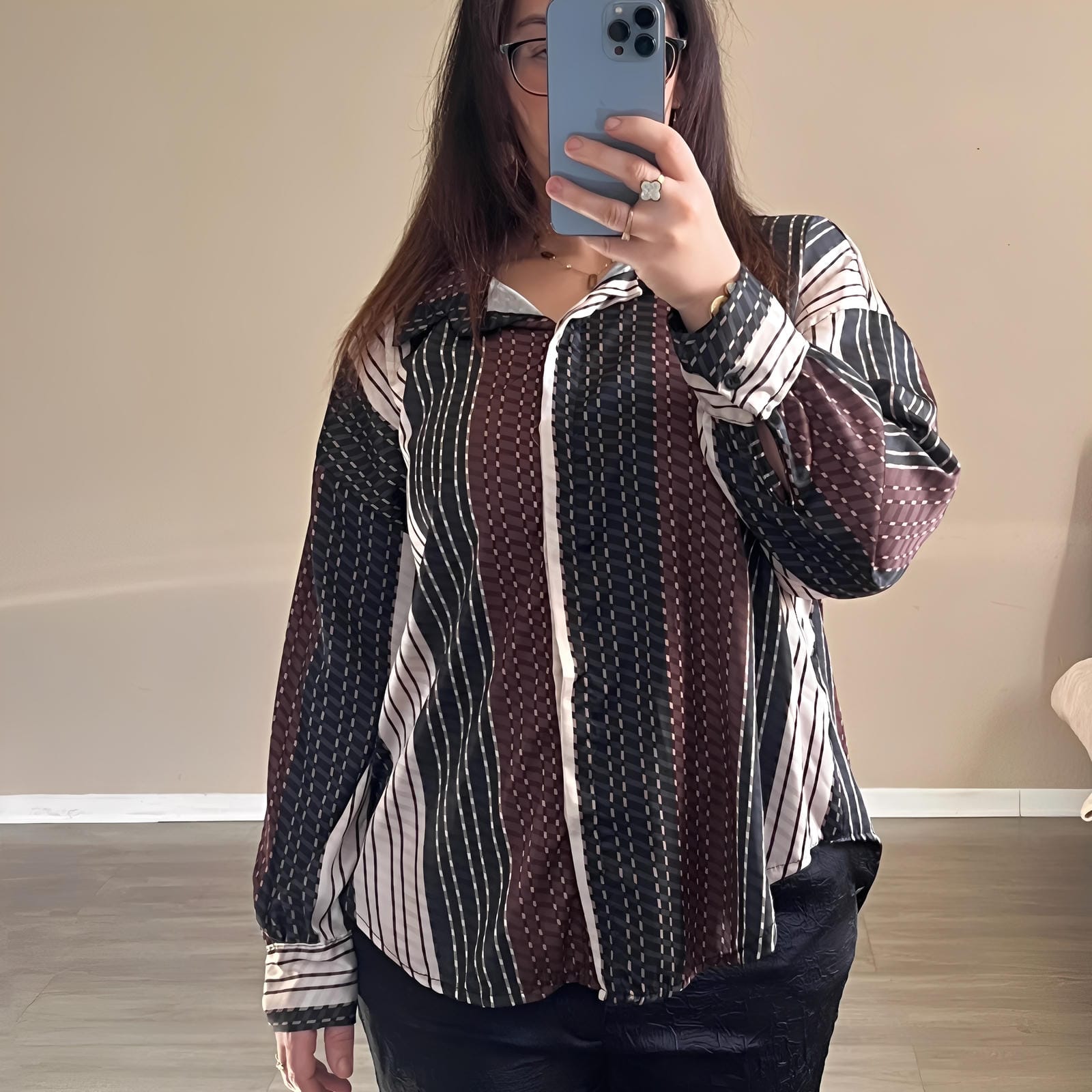 Chemise en satin imprimée