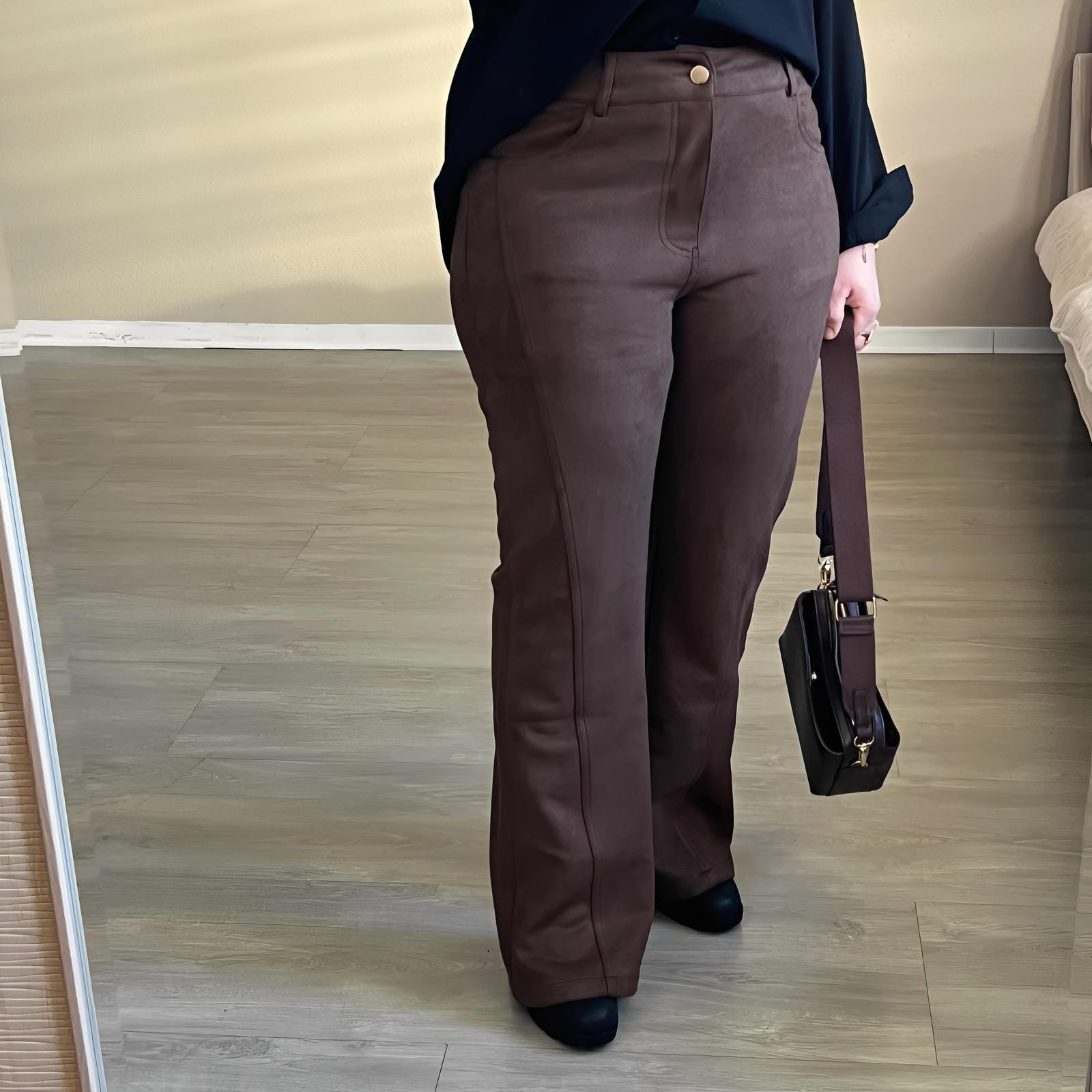 Pantalon en Daim Élégant